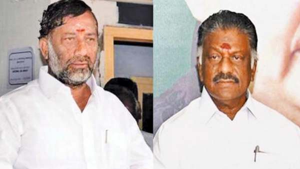விட்டுக் கொடுத்தார்