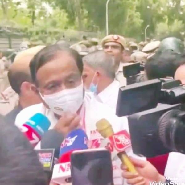 காங். நிர்வாகிகள் கைது