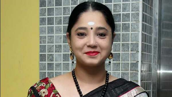 முன்னணி நடிகை