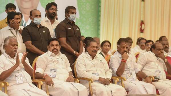 அவைத்தலைவர்
