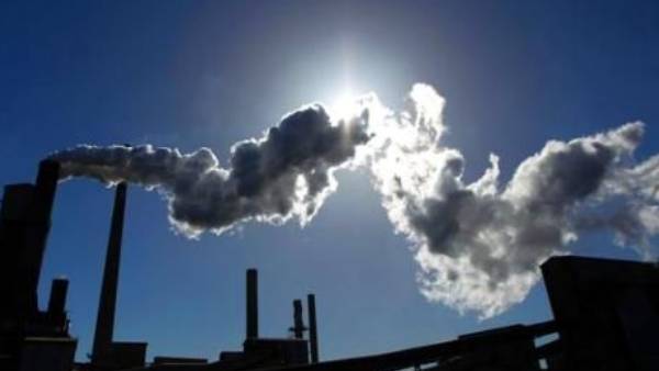 சென்னையில் விஷவாவு கசிவு? திடீர் கண் எரிச்சலால் ஷாக்.. தகவல் அறிந்து ஓடி வந்த அதிகாரிகள்- என்னாச்சு?