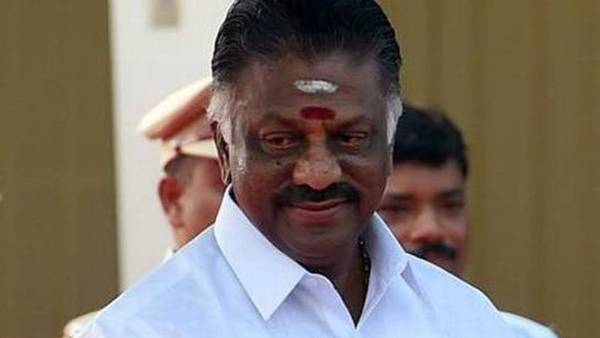 சென்னை திரும்பிய ஓ பன்னீர்செல்வம்