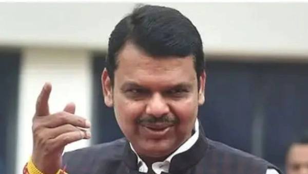 தேவேந்திர பட்னாவிஸ் ஆலோசனை