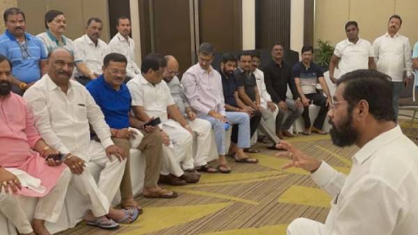 மகாராஷ்டிரா அரசியல் நிலவரம்