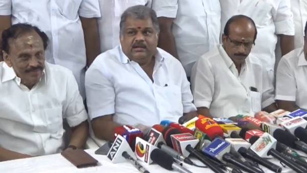 எதிர்க்கட்சி அதிமுக