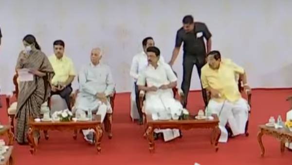 மகாராஷ்டிரா விவகாரம் பற்றி சின்ஹா