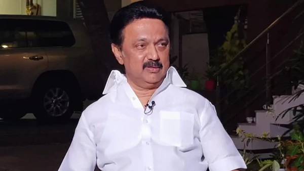 கமெண்ட் அடித்தார்கள்