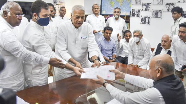 வேட்புமனுதாக்கல்