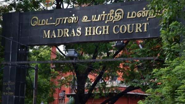 ஓபிஎஸ் ஆதரவாளர் சண்முகம்