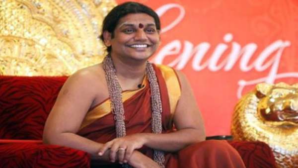 மோசடி குறித்து ஆவணப்படம்