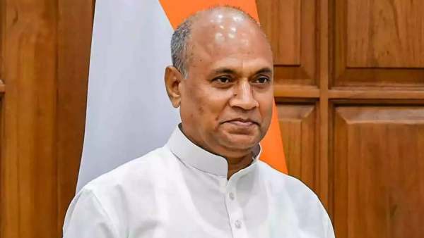 இரு அமைச்சர்கள் ராஜினாமா