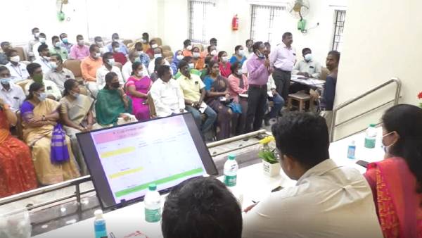 ஒன்றன் பின் ஒன்றாக நிறைவேற்றம்