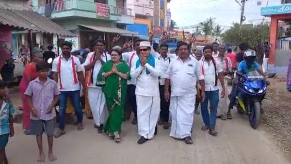 கட்சி சின்னம் இல்லை