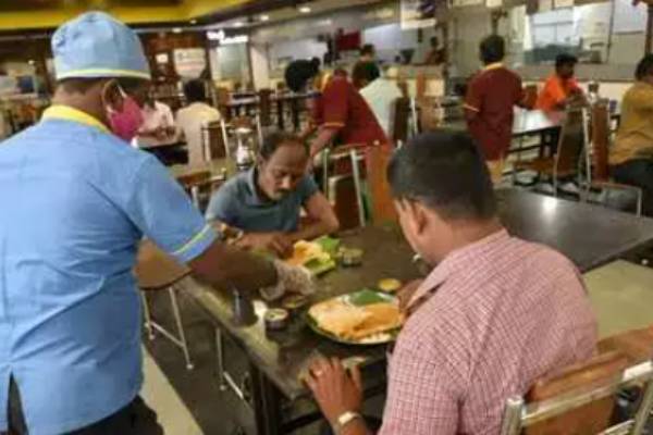 கஸ்டமர்கள்