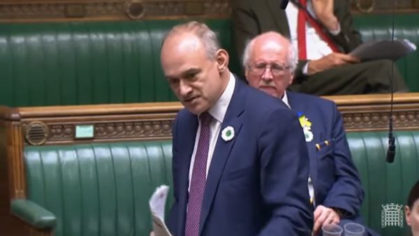  கோத்தபாயவை கைது செய்ய சர்வதேச கைது வாரண்ட்- பிரிட்டன் நாடாளுமன்றத்தில் எம்.பிக்கள் வலியுறுத்தல்