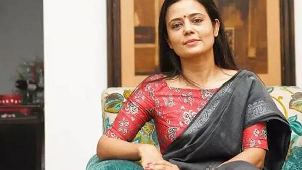சர்ச்சை போஸ்டர்