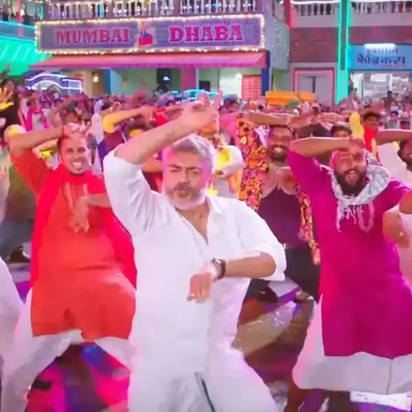 நெட்டிசன்கள் கிண்டல்