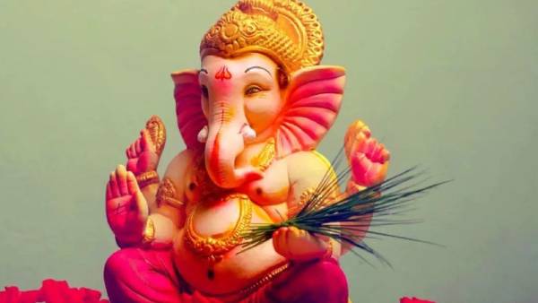 விநாயகர் சதுர்த்தி..பிள்ளையார் சுழி போட்டு செயல் எதுவும் தொடங்கு..காரியத்தடைகள் நீங்கும்! 