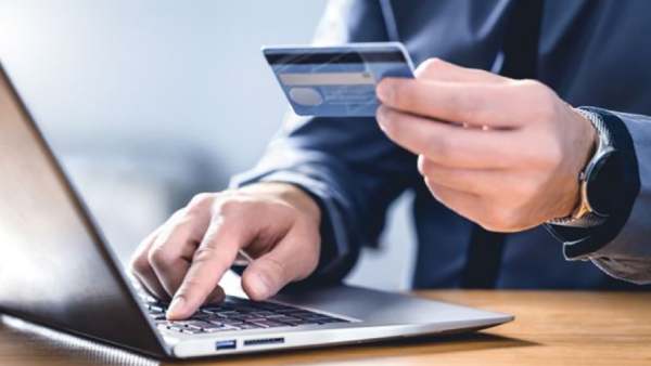  கிரெடிட், டெபிட் கார்டு இருக்கா? டேட்டாவை பாதுகாக்க மறக்காம இதை பண்ணுங்க.. கொஞ்ச நாள் தான் இருக்கு