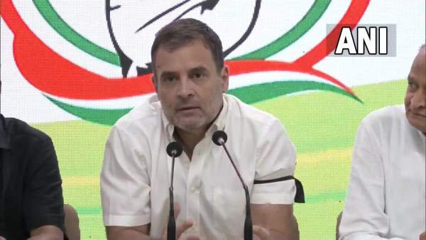 இந்தியாவில் சர்வாதிகார ஆட்சி.. ஜனநாயகம் செத்துபோய்விட்டது.. பாஜக, ஆர்எஸ்எஸ்ஸால் ஆக்ரோஷமான  ராகுல் 