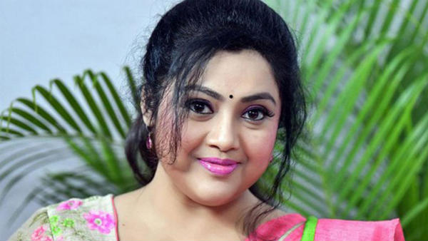 நடிகை மீனா
