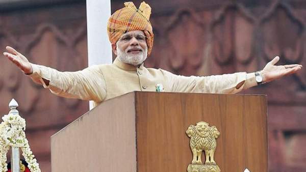  செங்கோட்டை சுற்றி விமானங்களுக்கு தடை! ஹை அலர்ட்டில் போலீஸ்! சுதந்திர தினத்திற்கு ரெடியாகும் டெல்லி