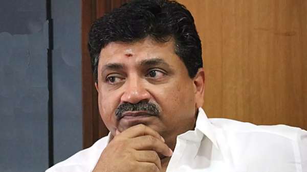 தேச பக்திக்கு ஒட்டுமொத்த குத்தகை?