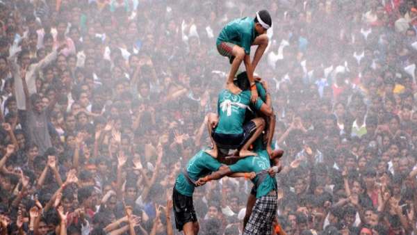 தஹி ஹண்டி போட்டிக்கு ஏற்பாடு