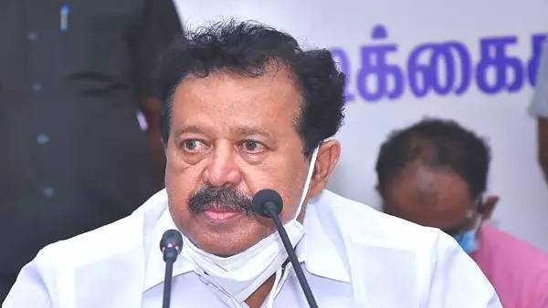 துணை தேர்வு எழுதிய மாணவர்கள்