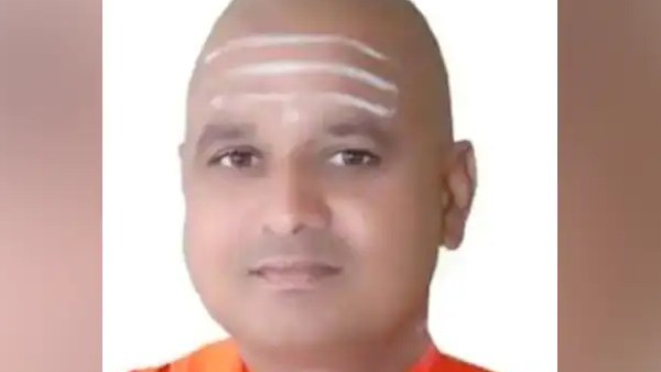தூக்கில் தொங்கிய சாமியார்.. கர்நாடக மடங்களில் பாலியல் கொடுமை! வெளியான “லிஸ்ட்” -விஸ்வரூபமான விவகாரம்