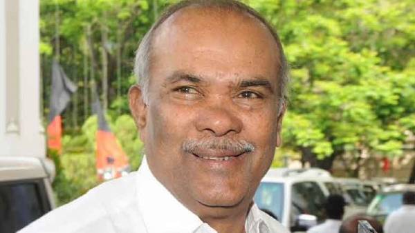 எந்த ஆதாரத்தின் அடிப்படையில்