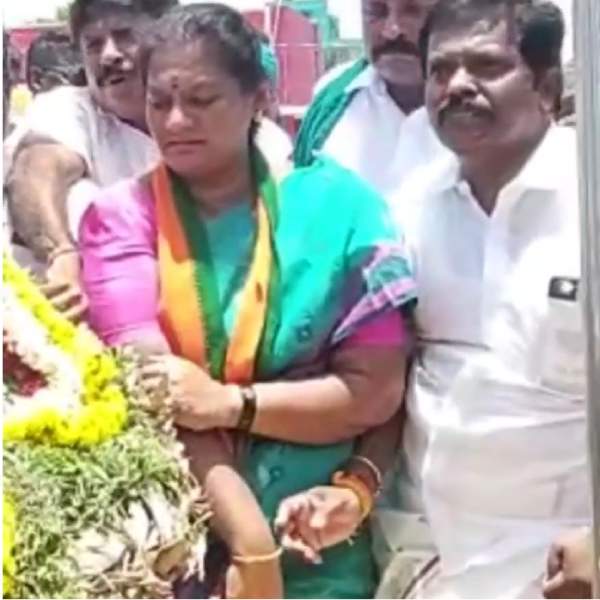 சசிகலா புஷ்பா