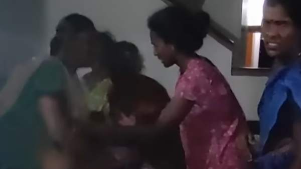கோழிக்கூண்டு