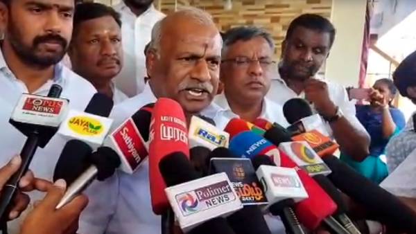 தமிழகத்தில் பெட்ரோல் குண்டு வீச்சு