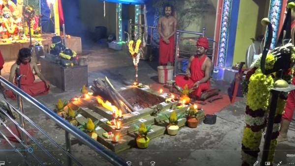 அகாடா- நிர்வாண துறவிகள்