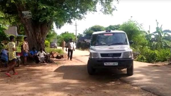 காவல் நிலையத்தில் சரண்