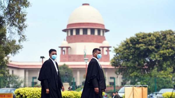 உயர்ஜாதி ஏழைகளுக்கான 10% இடஒதுக்கீடுக்கு எதிராக திமுக, விசிக வழக்கு:உச்சநீதிமன்றத்தில் இன்று விசாரணை 