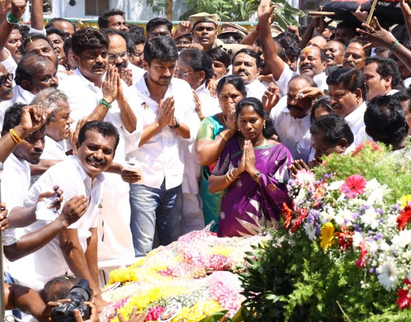 உதயநிதியை வரவேற்ற அதிமுக? இராமநாதபுரத்தில் ‘அன்று’ நடந்தது என்ன? கட்சியினர் என்ன சொல்றாங்க தெரியுமா?