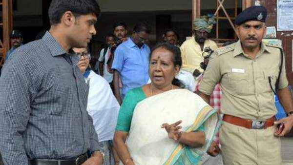 கொலைவழக்கு பதிவு செய்து..