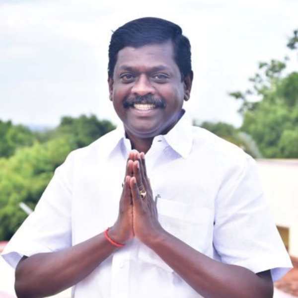 பொறுப்பேற்ற கையோடு