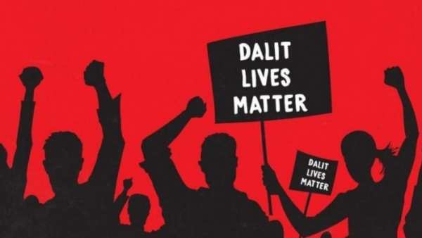 கோவிலுக்குள் வராதீங்க.. கர்நாடகாவில் தலித் குடும்பத்திடம் தீண்டாமை.. வெளியான பூசாரியின் வீடியோ 
