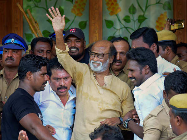 சமூக விரோதிகள் - ரஜினிக்கு குட்டு