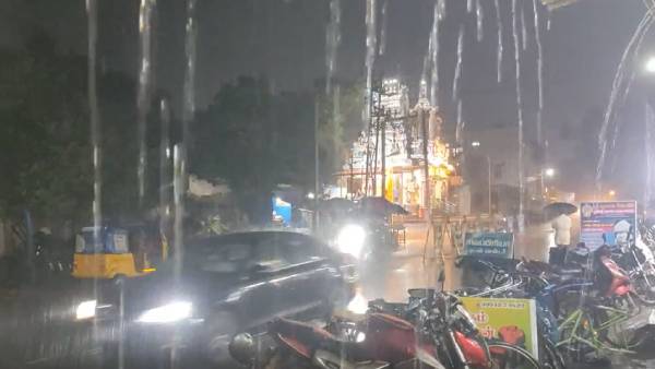 தேனியில் கனமழை