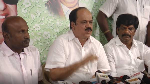 இபிஎஸ் பேசிய 10 நிமிடங்கள்