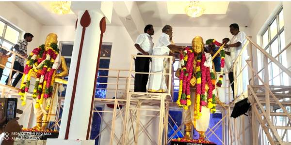 வீர சிங்கங்கள்