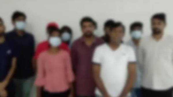 சென்னை திரும்பிய தமிழர்கள்