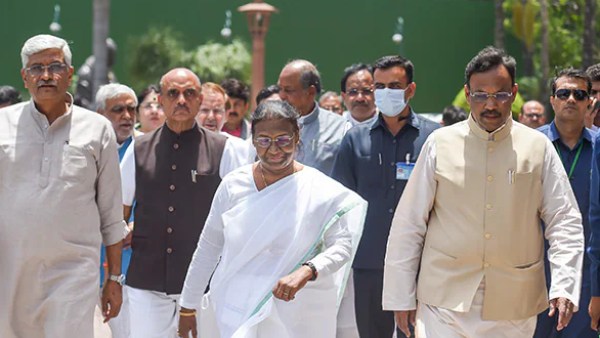 மல்லிகார்ஜூன கார்கே விலகல்