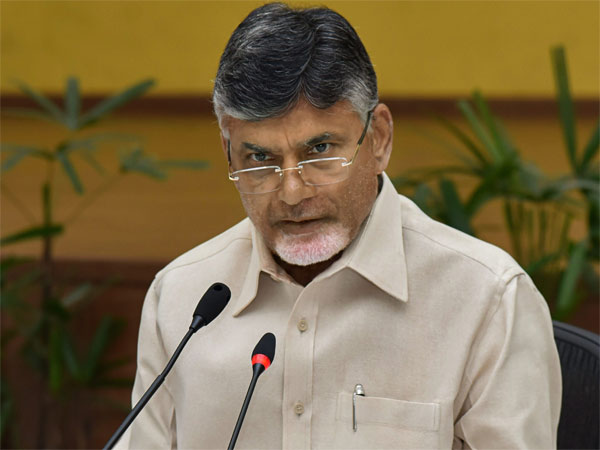 யார் இந்த சந்திரபாபு நாயுடு?