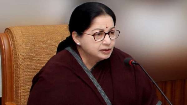 ஜெயலலிதாவுக்கு துரோகம் செய்தார்