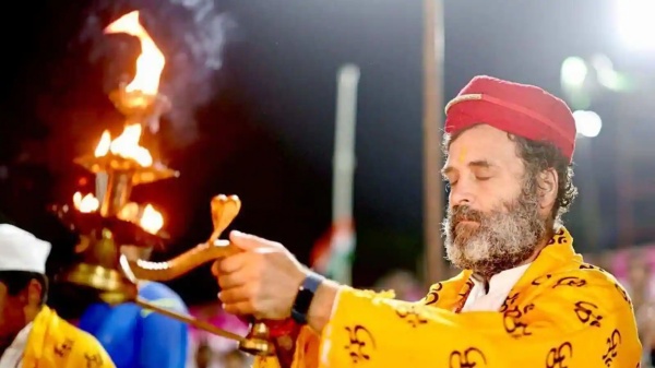 ஆரத்தி சர்ச்சை